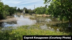 Затопленные улицы в Голой Пристани