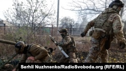 Украинские военные на позициях у Авдеевки, города в Донецкой области. Ноябрь 2023 года.