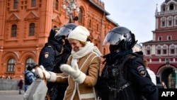 Moskvanın mərkəzində Ukraynaya dəstək aksiyası, 13 mart, 2022-ci il