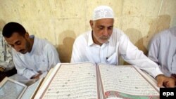 Hazırda Dini Qurumlarla iş üzrə Dövlət Komitəsində mütəşəkkil «Quran» kurslarına aid xüsusi təlimat hazırlanır