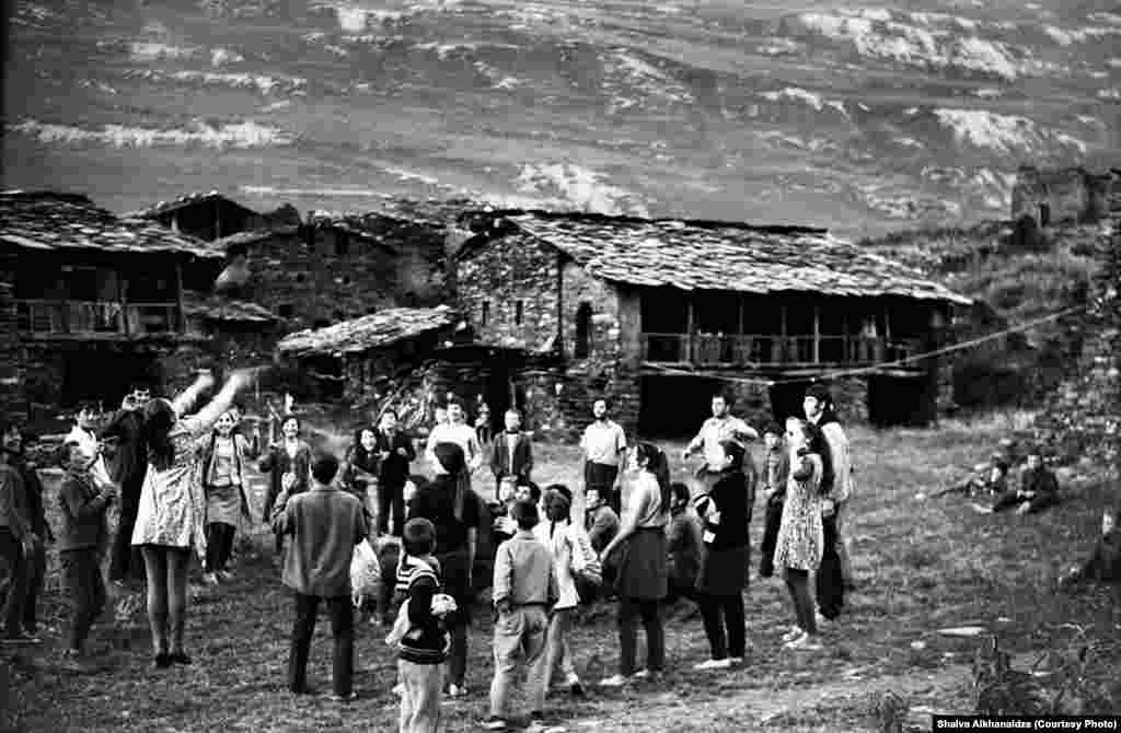 Фотограф Шалва Алханаидзе. Серия "Дорога на Тушети 1950-1975"