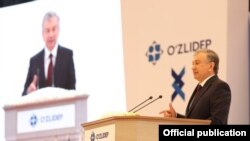 Shavkat Mirziyoyev O‘zbekiston Liberal-demokratik partiyasining 10-syezdida, Toshkent, 2021 - yil 9 - sentabri