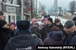 Жители Шимского района протестуют против закрытия местной больницы