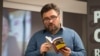 У Менску прэзэнтавалі кнігу Зьмітра Бартосіка — пра тое, «што трэба ведаць кожнаму беларусу»