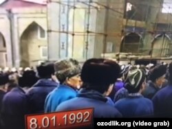 Муфтини ишдан олиш учун 1992 йилдаги митинг