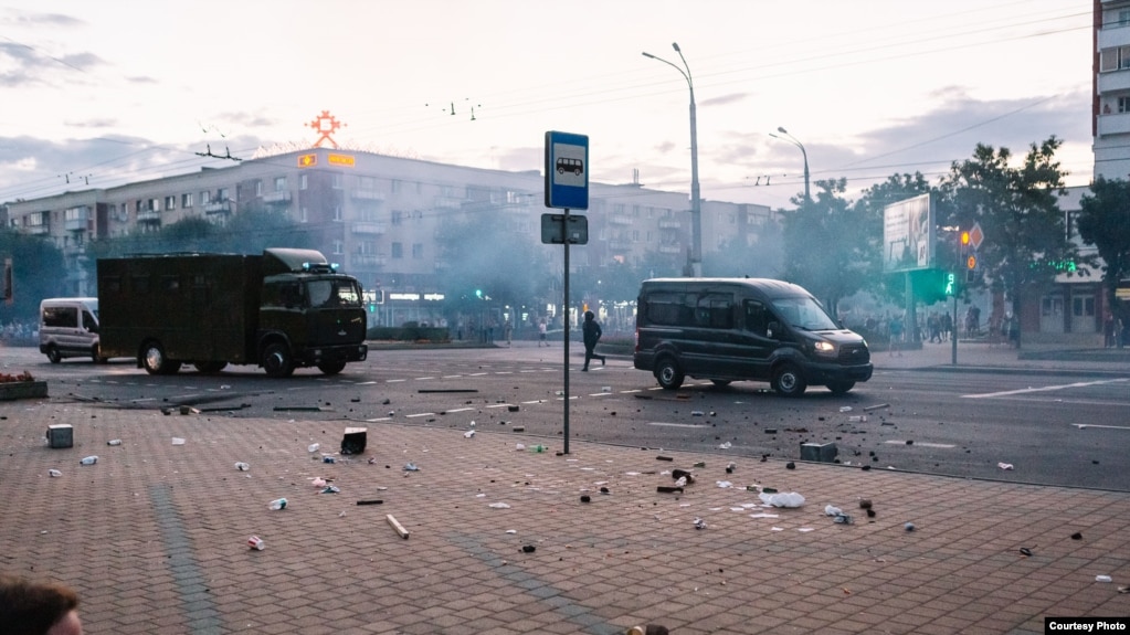 Чаму на думку намесьніка начальніка менскай міліцыі Ігара Падвойскага пратэсты пачалі «здьзімацца»?