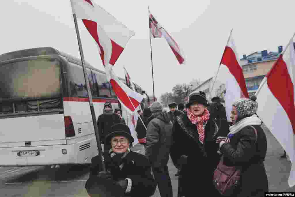 Прыезд удзельнікаў зь Менску і іншых гарадоў.