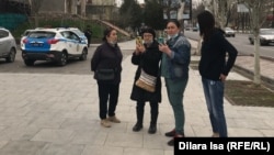 Kazakhstan - four female activists came to central park in Shymkent to protest against "China's expansion" and detention of activists.