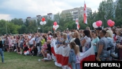 На агітацыйным мітынгу Сьвятланы Ціханоўскай у Бабруйску