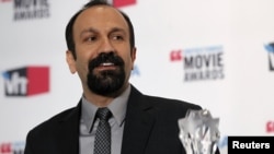 Asghar Farhadi , "Ayrılıq" filmi ilə bağlı mükafatlandırma, Los Angeles, 12 yanvar 2012