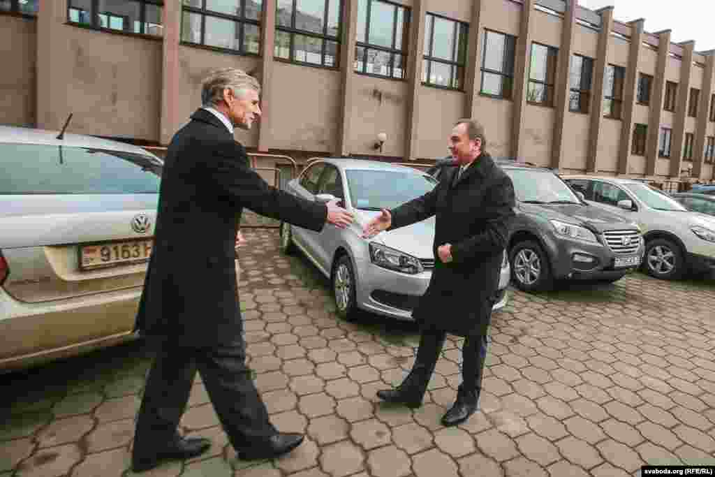 Міхаэль Лінхарт і&nbsp;міністар замежных спраў Беларусі Ўладзімір Макей