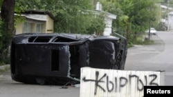 Город Ош на юге Киргизии, 13 июля 2010