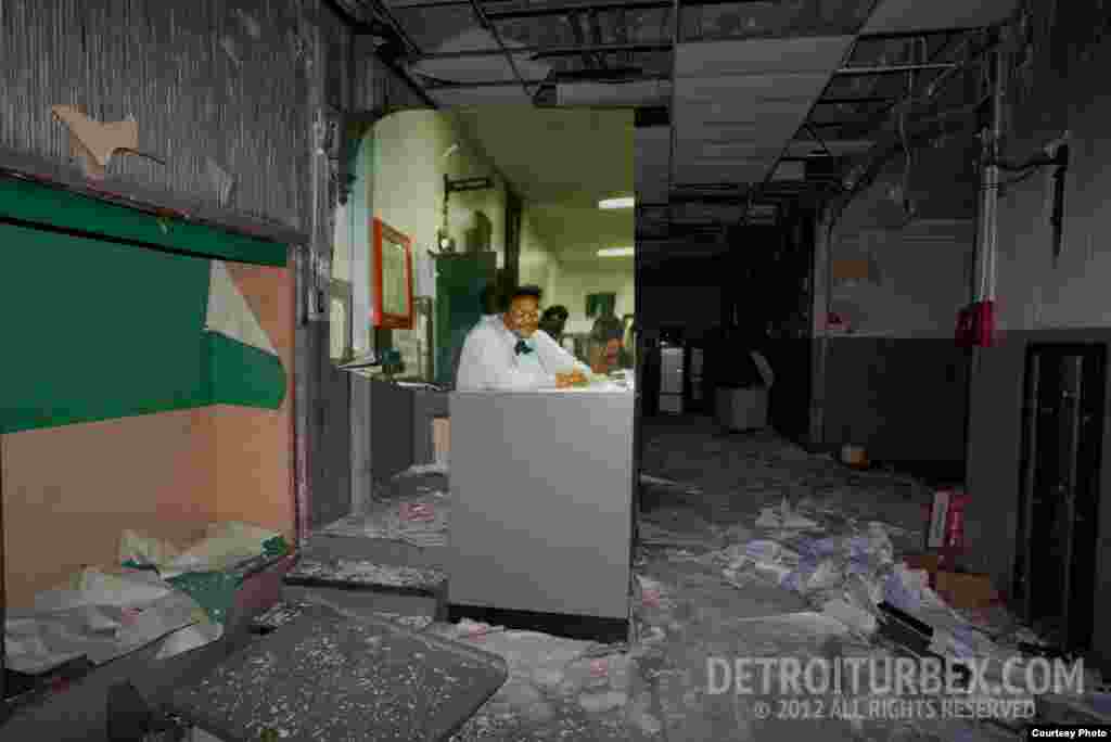 Фото: Detroiturbex.com