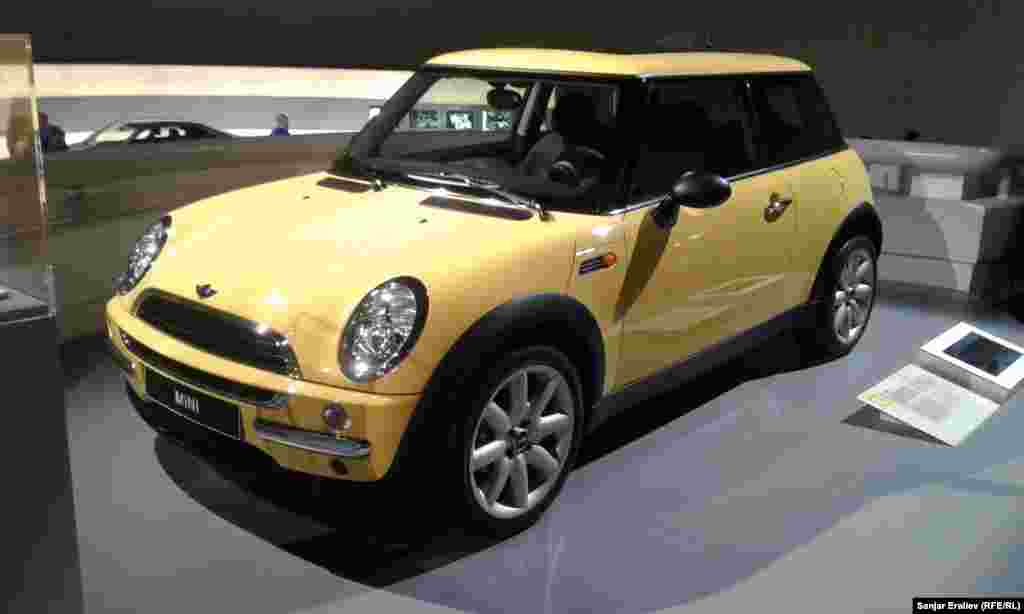 BMW MINI, 2012