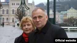 Мікола Статкевіч і Марына Адамовіч, архіўнае фота з сайту statkevich.org