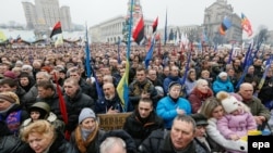 Митинг на площади Независимости в Киеве, 9 февраля 2014