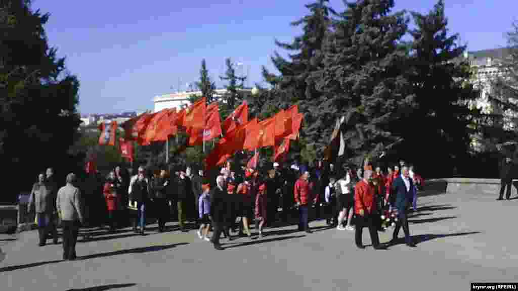 Севастопольские коммунисты провели митинг в честь дня рождения Владимира Ленина, 22 апреля 2016 года